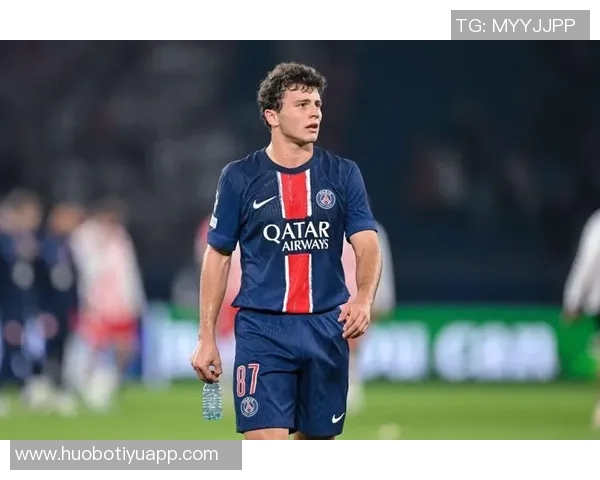 胜利点球引发热议内维斯马赫雷斯等球员纷纷发声嘲讽判罚